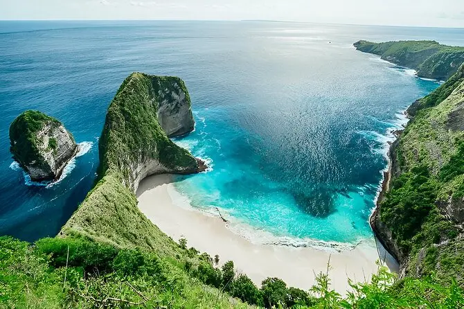 Latar Belakang Simfoni Kesada
